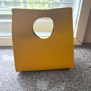 Yellow Clutch
